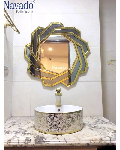 Gương treo tường nghệ thuật cho nhà tắm Spider